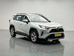 2021 Toyota RAV4 2.0L CVT 2WD Fashion, белый — фото 8