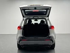2021 Toyota RAV4 2.0L CVT 2WD Fashion, белый — фото 10