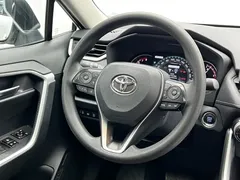 2021 Toyota RAV4 2.0L CVT 2WD Fashion, белый — фото 20