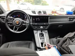 2021 Porsche Macan 2.0T, белый — фото 10
