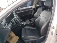 2021 Kia K5 380T GT-Line, белый — фото 15