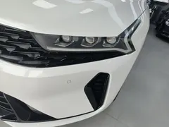 2021 Kia K5 380T GT-Line, белый — фото 24