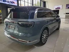 2026 Aito M9 EREV Ultra 6-seat, зелёный — фото 23