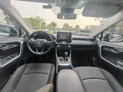 2022 Toyota RAV4 2.0L CVT 2WD Fashion, белый — фото 5