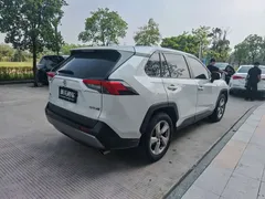 2022 Toyota RAV4 2.0L CVT 2WD Fashion, белый — фото 8