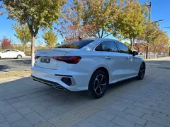 2022 Audi A3L Limousine 35 TFSI Fashion Sport, белый — фото 9