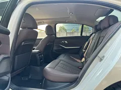 2021 BMW 3 Series 320Li M Sport Package, белый — фото 9