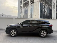 2022 Toyota Highlander Hybrid 2.5L 2WD Elite 7-seat, чёрный — фото 3