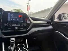 2022 Toyota Highlander Hybrid 2.5L 2WD Elite 7-seat, чёрный — фото 17