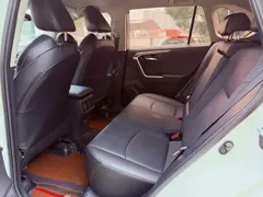 2022 Toyota Wildlander 2.0L CVT 2WD Urban, белый — фото 8
