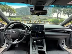 2019 Toyota Avalon 2.0L Luxury, белый — фото 8
