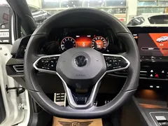 2021 Volkswagen Golf 280TSI DSG R-Line, белый — фото 18