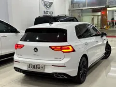 2021 Volkswagen Golf 280TSI DSG R-Line, белый — фото 32