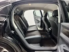 2023 Hongqi E-QM5 Basic Mobility, чёрный — фото 15