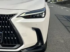2022 Lexus NX 350h 2WD, белый — фото 20
