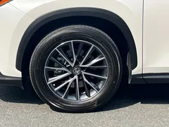 2022 Lexus NX 350h 2WD, белый — фото 23