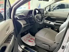 2023 Toyota Granvia 2.5L Hybrid Comfort — фото 4