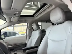 2023 Toyota Granvia 2.5L Hybrid Comfort — фото 6