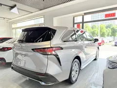 2023 Toyota Granvia 2.5L Hybrid Comfort — фото 11