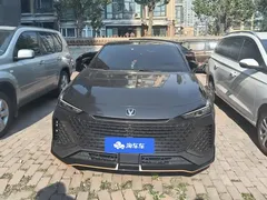 2022 Changan UNI-V 2.0T — фото 2
