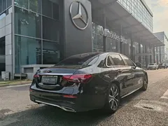 2022 Mercedes-Benz E-Class E 350 e L PHEV Sport, чёрный — фото 3