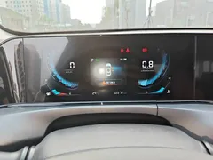 2021 Changan Eado PLUS Blue Whale NE 1.4T GDI DCT Premium, белый — фото 12