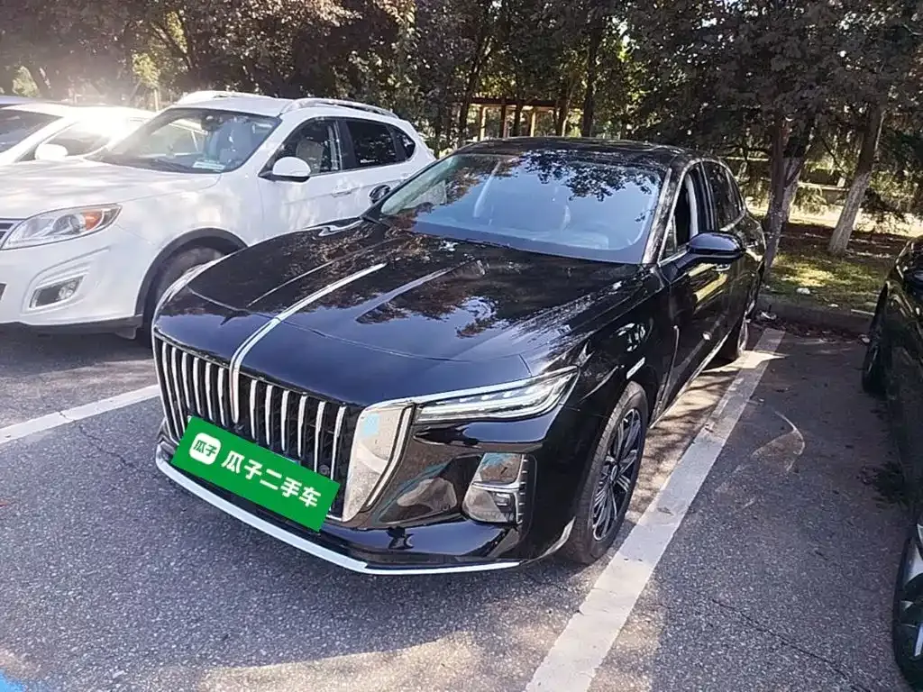 2025 Hongqi H5 PHEV 130