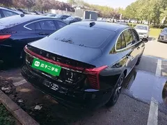2025 Hongqi H5 PHEV 130, чёрный — фото 7