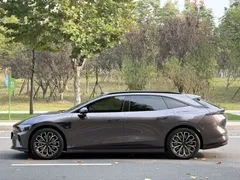 2025 Zeekr 007 GT Long Range RWD Smart Driving 100kWh — фото 11