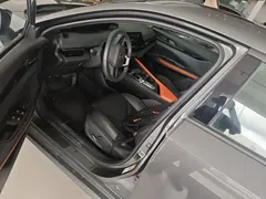 2023 Changan UNI-V 1.5T Premium — фото 2