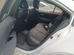 2021 Toyota Corolla 1.2T S-CVT Elite Plus, белый — фото 13