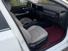 2023 Kia Cerato 1.5L CVT Luxury, белый — фото 7