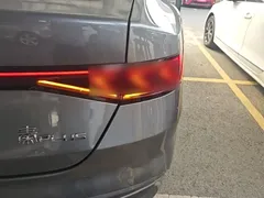2024 BYD Qin PLUS Honor DM-i PHEV 55km Leading — фото 8