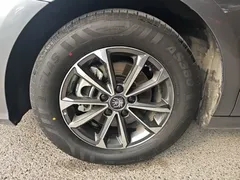 2024 BYD Qin PLUS Honor DM-i PHEV 55km Leading — фото 23