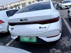 2025 BYD Qin PLUS DM-i PHEV Smart Driving 55km Leading, белый — фото 6