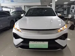 2025 BYD Song Pro 2nd Gen Smart Driving DM-i PHEV 115km Superior, белый — фото 3