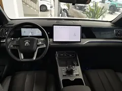 2025 BYD Song Pro 2nd Gen Smart Driving DM-i PHEV 115km Superior, белый — фото 10