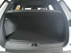 2025 BYD Song Pro 2nd Gen Smart Driving DM-i PHEV 115km Superior, белый — фото 19