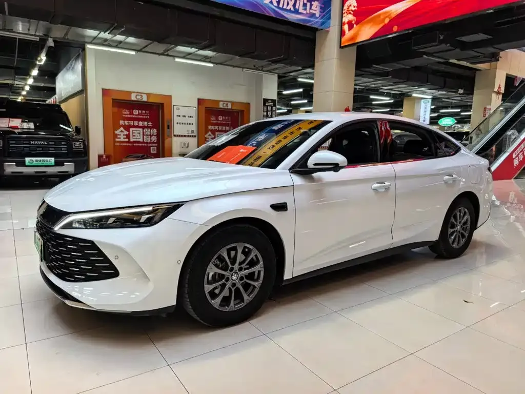 2025 BYD Qin L PHEV 80km Leading Smart Driving