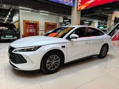 2025 BYD Qin L PHEV 80km Leading Smart Driving, белый — фото 1