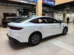 2025 BYD Qin L PHEV 80km Leading Smart Driving, белый — фото 3