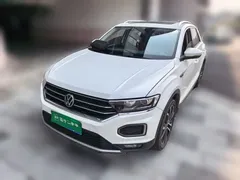 2022 Volkswagen T-Roc 280TSI DSG 2WD Comfort Plus, белый — фото 1