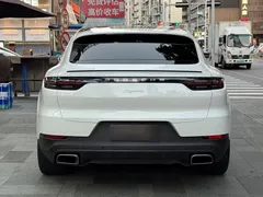 2019 Porsche Cayenne Coupé 3.0T, белый — фото 8