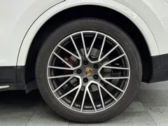 2019 Porsche Cayenne Coupé 3.0T, белый — фото 22