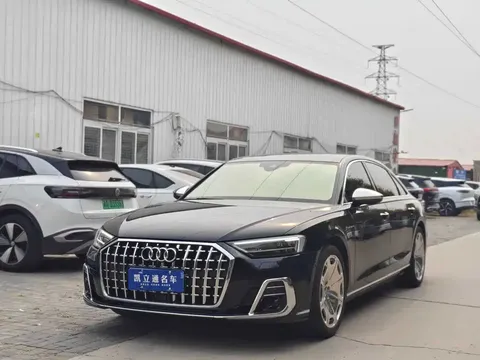 2022 Audi A8L 50 TFSI quattro Comfort Collector's Edition