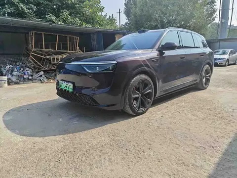 2025 Aito M8 EV Ultra 5-Seat 4WD 192-Line LiDAR