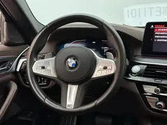 2023 BMW 5 Series 530Li Premium M Sport Package, чёрный — фото 12