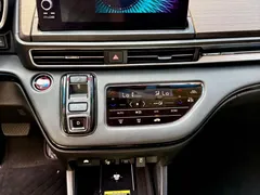 2022 Honda Elysion 2.0L e:HEV Hybrid Luxury, белый — фото 11