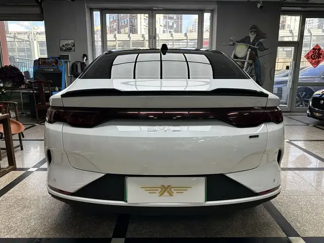 2025 BYD Qin L EV 470km Leading