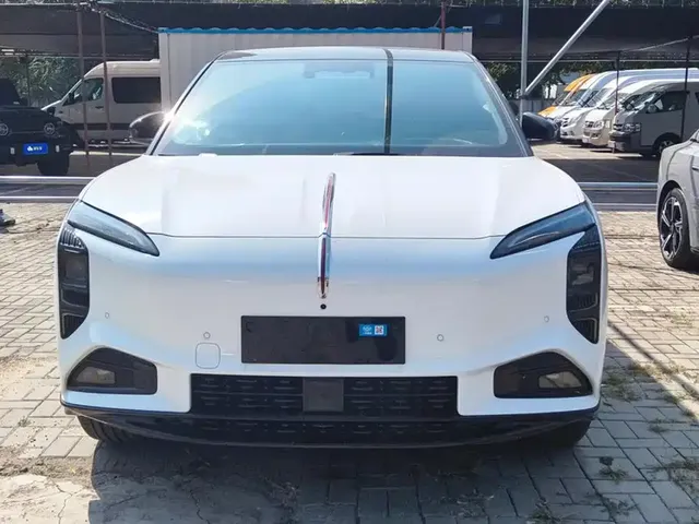 2025 Hongqi Tiangong 08 730 Max RWD